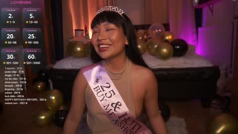 Snapshot of pocahontas000 chatting on January 28, 5:46 pm online show from January 28, 5:46 pm