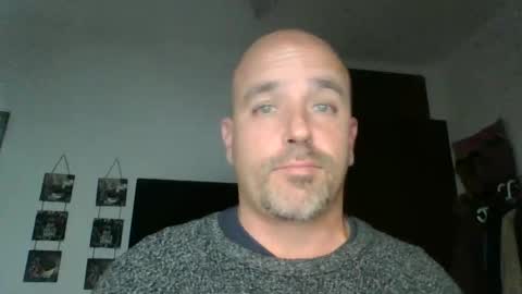 Snapshot of pocoyotop chatting on February 10, 10:51 pm pocoyotop online show from February 10, 10:51 pm