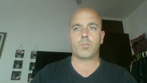 Snapshot of pocoyotop chatting on March 5, 3:29 pm pocoyotop online show from March 5, 3:29 pm