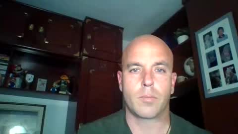 Snapshot of pocoyotop chatting on March 20, 10:14 pm pocoyotop online show from March 20, 10:14 pm