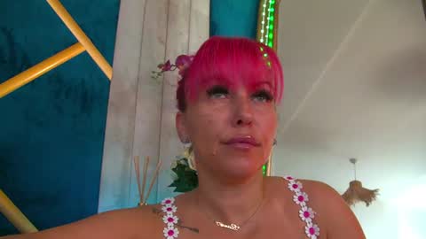 poison_milf_ online show from July 24, 3:59 am