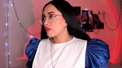 Willow                      Hours 12pm to 630pm Colombian time FRIDAY AND SUNDAY FREE DAYS online show from November 29, 6:00 pm