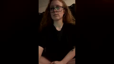 poisonivyy95 online show from March 14, 2:28 am