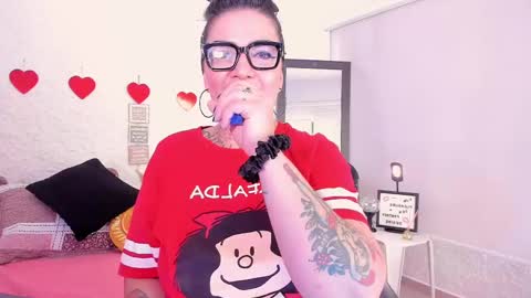 Snapshot of poisson_ivy_ chatting on September 13, 8:41 pm poisson_ivy_ online show from September 13, 8:41 pm