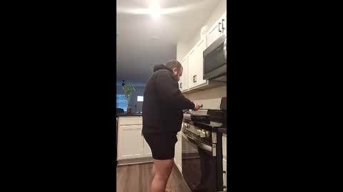 Snapshot of pokegaymer69 chatting on December 15, 10:14 pm Pokegaymer69 online show from December 15, 10:14 pm