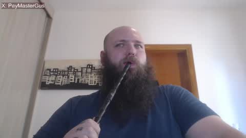 Bear online show from April 21, 5:39 pm