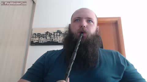Bear online show from April 25, 1:52 pm