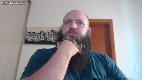 Bear online show from April 26, 2:59 pm