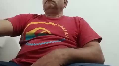 Snapshot of poli475 chatting on January 13, 1:06 pm poli online show from January 13, 1:06 pm