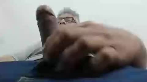 Snapshot of poli475 chatting on January 19, 2:28 pm poli online show from January 19, 2:28 pm