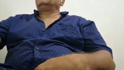 Snapshot of poli475 chatting on February 6, 5:35 am poli online show from February 6, 5:35 am