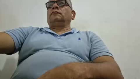 Snapshot of poli475 chatting on February 9, 1:11 am poli online show from February 9, 1:11 am