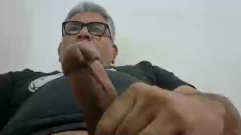 Snapshot of poli475 chatting on September 12, 2:17 pm poli online show from September 12, 2:17 pm