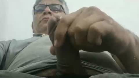 Snapshot of poli475 chatting on November 21, 3:27 am poli online show from November 21, 3:27 am