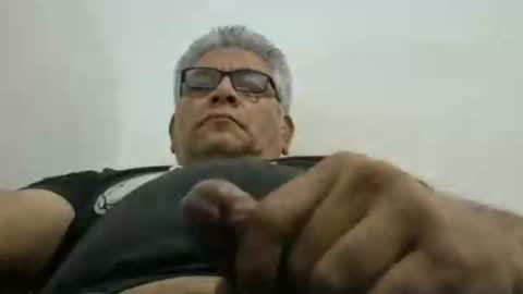 Snapshot of poli475 chatting on November 28, 6:16 am poli online show from November 28, 6:16 am