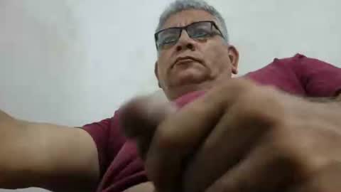 poli online show from June 1, 2:08 pm