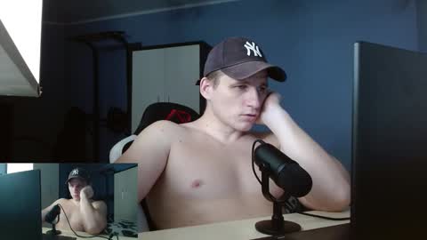 Poliglotjoe2 online show from January 16, 12:03 am