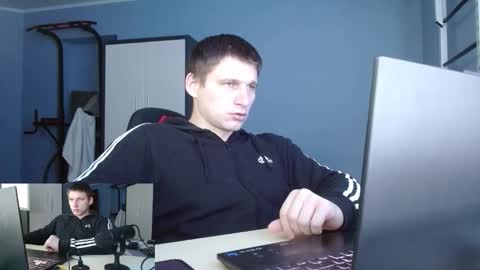 Poliglotjoe2 online show from February 2, 7:51 am