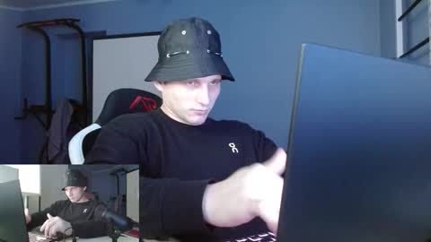 Poliglotjoe2 online show from February 6, 11:46 am