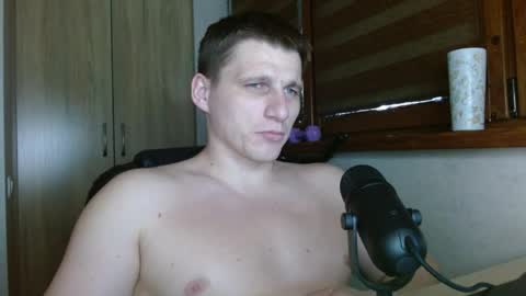 Poliglotjoe2 online show from May 18, 4:40 am