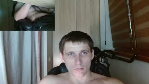Poliglotjoe2 online show from June 11, 11:36 pm