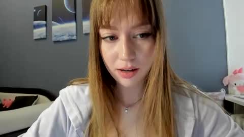 Snapshot of polihoney chatting on September 15, 1:22 pm Polina online show from September 15, 1:22 pm