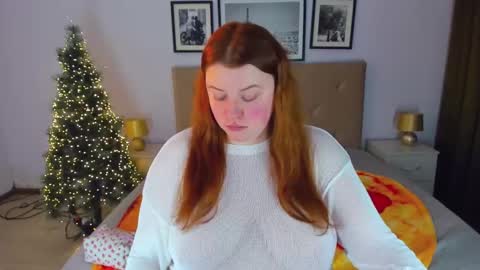 Snapshot of polinasallivan chatting on December 27, 7:46 pm Polina online show from December 27, 7:46 pm