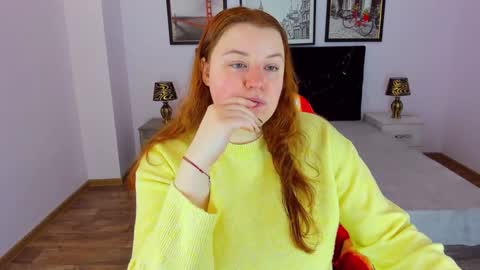 Snapshot of polinasallivan chatting on December 30, 7:59 am Polina online show from December 30, 7:59 am