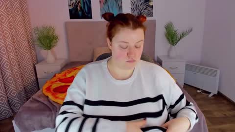 Snapshot of polinasallivan chatting on January 30, 11:44 am Polina online show from January 30, 11:44 am