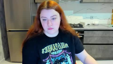 Snapshot of polinasallivan chatting on February 20, 10:48 pm Polina online show from February 20, 10:48 pm