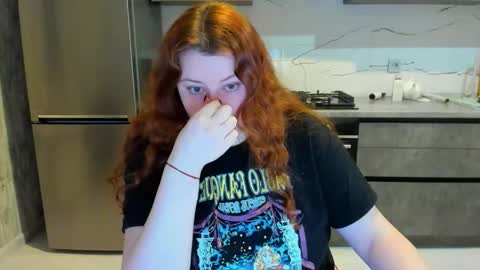 Snapshot of polinasallivan chatting on February 21, 6:37 pm Polina online show from February 21, 6:37 pm