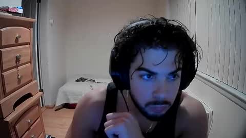 Snapshot of polk80 chatting on November 18, 4:06 am POLK online show from November 18, 4:06 am