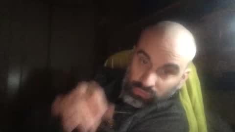 Snapshot of pollito1985 chatting on November 15, 3:52 pm DIEGO O DIEGUITO online show from November 15, 3:52 pm