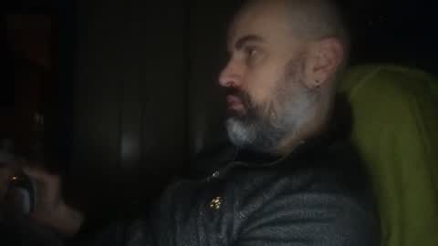 Snapshot of pollito1985 chatting on November 16, 8:31 am DIEGO O DIEGUITO online show from November 16, 8:31 am