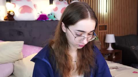 Polly online show from February 5, 8:08 am