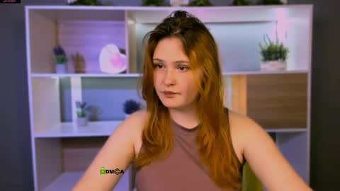 polly_cute1 online show from April 26, 7:00 pm