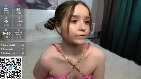 Snapshot of polly_dollie_ chatting on December 15, 11:20 pm Renet online show from December 15, 11:20 pm