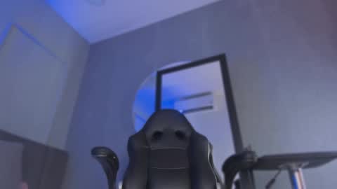 POLLY online show from November 11, 10:37 am