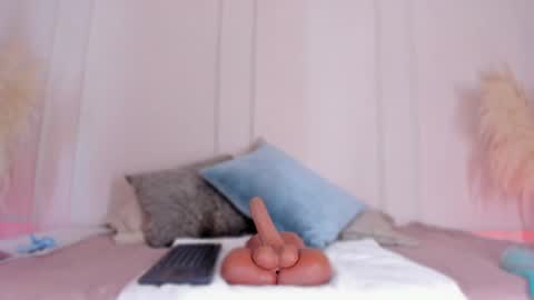 POLLY online show from July 31, 7:02 pm