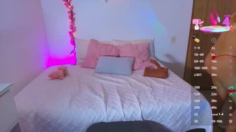 Carolina online show from February 15, 2:52 am