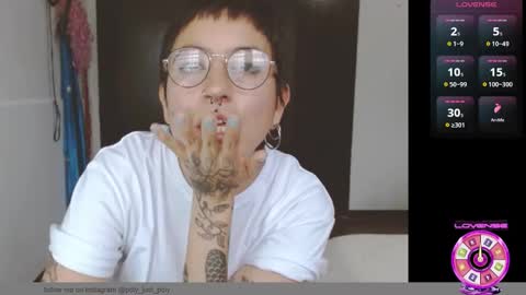 Snapshot of poly_mer chatting on February 12, 8:50 pm Poly online show from February 12, 8:50 pm