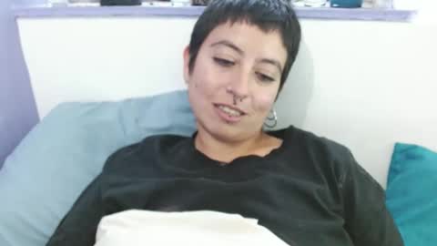 Snapshot of poly_mer chatting on February 13, 10:54 pm Poly online show from February 13, 10:54 pm