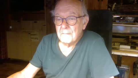 Snapshot of pomme1949 chatting on November 16, 2:33 pm pomme1949 online show from November 16, 2:33 pm