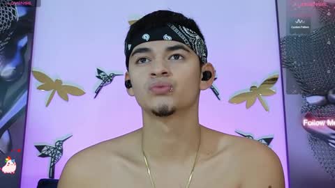 Snapshot of ponyo_1 chatting on December 16, 11:50 pm online show from December 16, 11:50 pm