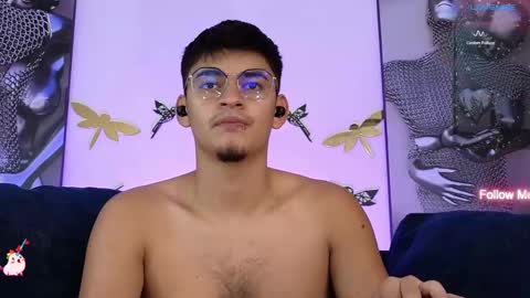 Snapshot of ponyo_1 chatting on February 12, 8:40 pm online show from February 12, 8:40 pm