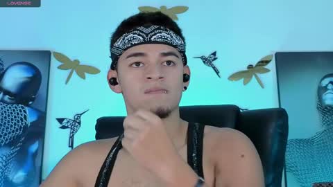 Snapshot of ponyo_1 chatting on March 11, 2:54 am online show from March 11, 2:54 am