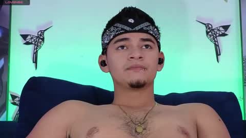 Snapshot of ponyo_1 chatting on September 24, 11:19 pm online show from September 24, 11:19 pm