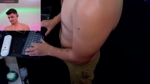 Snapshot of ponyo_1 chatting on September 25, 10:57 pm online show from September 25, 10:57 pm