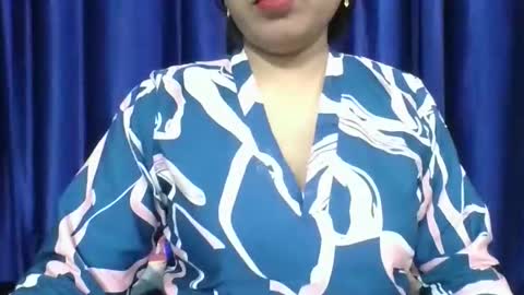 poojalady online show from May 4, 3:30 pm