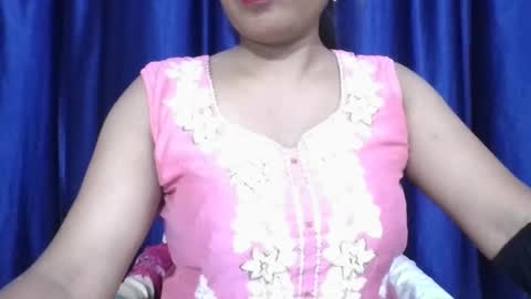 Snapshot of poojalady chatting on July 10, 4:53 pm poojalady online show from July 10, 4:53 pm